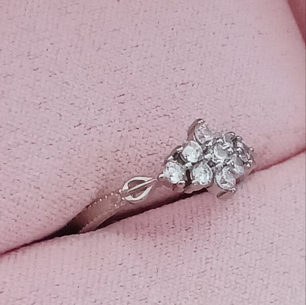 Blush & Bar SARAH  Snowflake Dainty Silver Ring, Sz 5  New